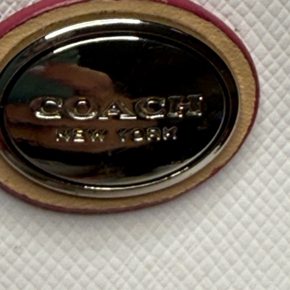 COACH Peyton Pink Ombre Small Wristlet - Picture 9 of 15